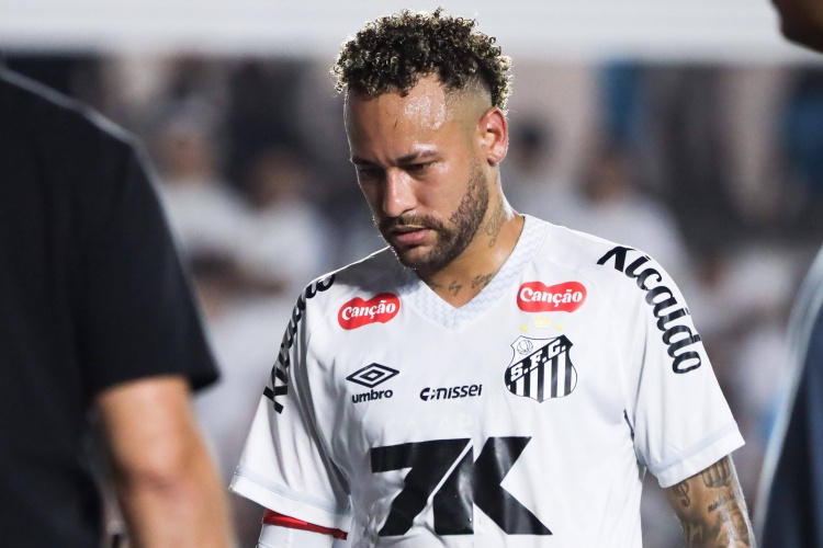 NBA在线直播平台-一度想退役！父亲：内马尔受伤后认为一切都结束了，但我让他振作